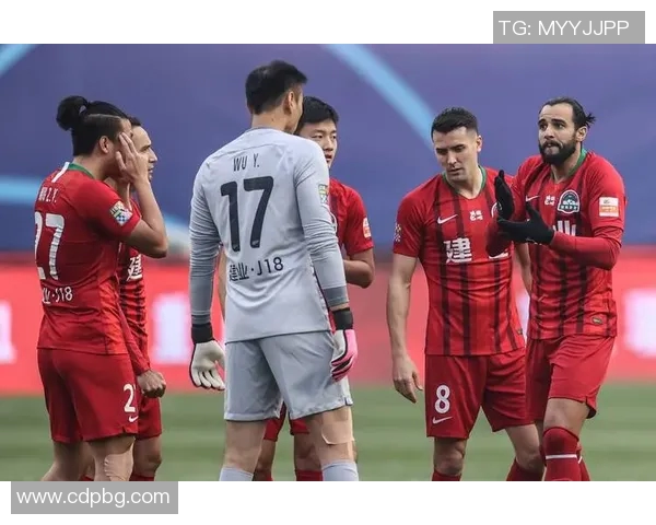 2018年河南建业与天津泰达激战回顾：精彩瞬间与战术分析