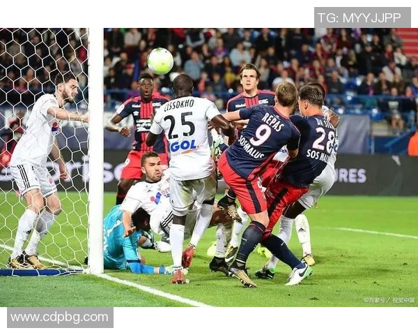 今晚里昂对阵埃弗顿历史战绩分析与赛前展望