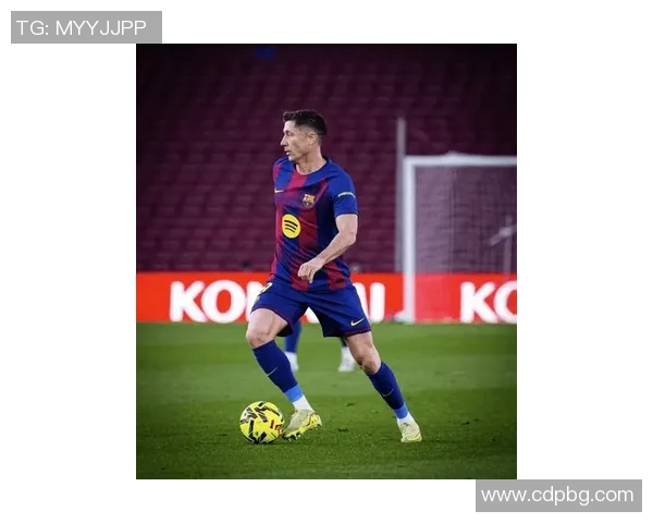 莱万在欧冠赛场火力全开10场比赛打入12球稳居射手榜首位 莱万在欧冠赛场火力全开10场比赛打入12球稳居射手榜首位